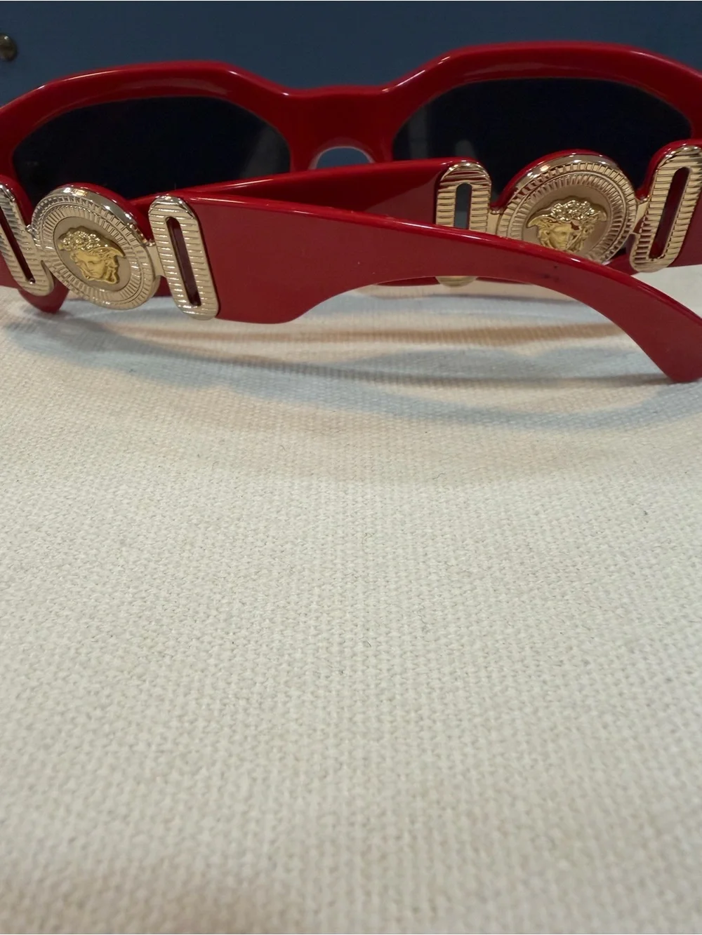 Versace sunglasses - Picture 4 of 6